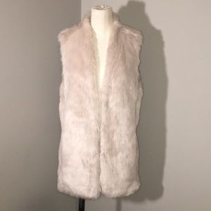 Banana Republic Faux Fur Vest Stole Ivory Like New